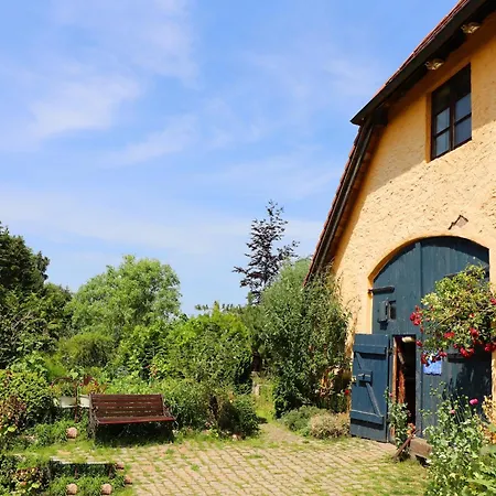 Besondere Bibliothek In Buschhagen, Cleaning Included * Buschenhagen